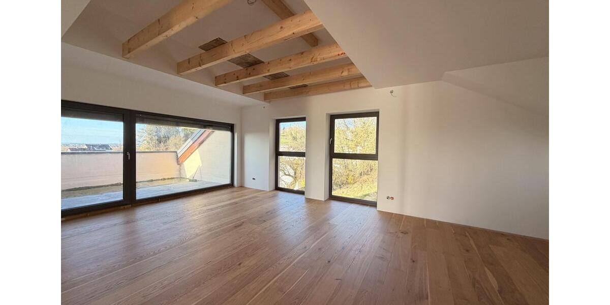 Dachgeschoßwohnung Elchingen Oberelchingen - 4 Zimmer, 133 m&sup2;, 1.800&euro; | Angebot:26359362