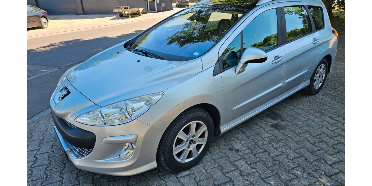 Peugeot 308 209.000 km 2.890 &euro; Herbrechtingen 89542