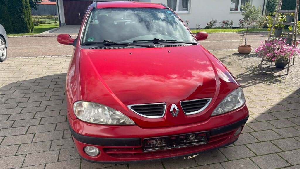 Renault Megane 203.536 km 1.000 &euro; Laupheim 4 88471