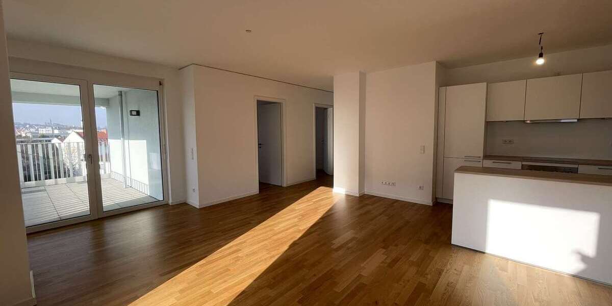 Etagenwohnung Neu-Ulm Ulm - 4 Zimmer, 138 m&sup2;, 2.190&euro; | Angebot:25473819