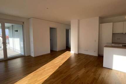 Wohnung Neu-Ulm Ulm - 4 Zimmer, 138 m&sup2;, 2.190&euro; | Angebot:25473819