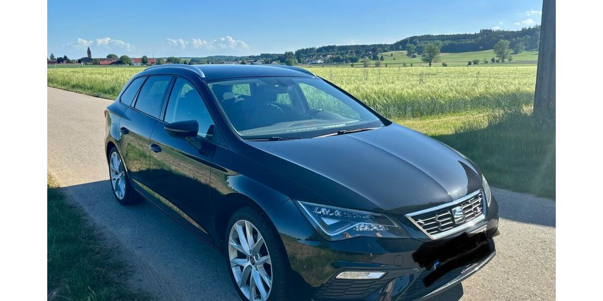 Seat Leon 83.000 km 14.499 &euro; Ichenhausen 89335