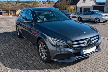 Mercedes-Benz 220 249.000 km 10.800 &euro; Herbrechtingen 89542