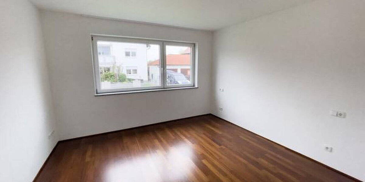Etagenwohnung Pfaffenhofen - 3 Zimmer, 88 m&sup2;, 359.000&euro; | Angebot:26037054
