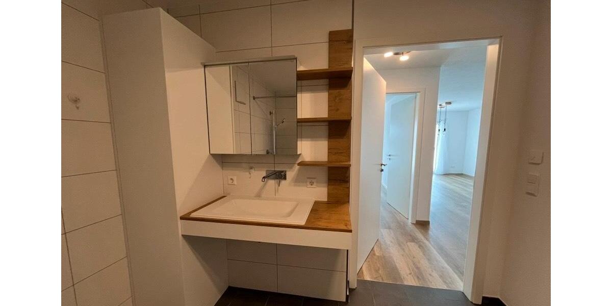Etagenwohnung Mietingen - 2.5 Zimmer, 71 m&sup2;, 330.000&euro; | Angebot:26585498