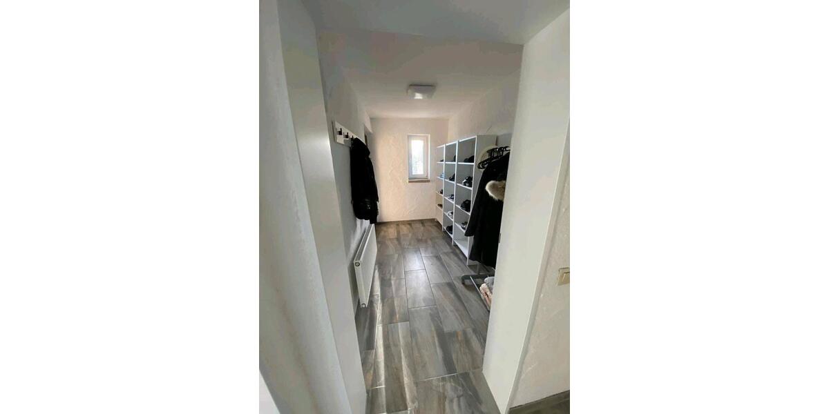 Einfamilienhaus Langenau - 8 Zimmer, 320 m&sup2;, 820.000&euro; | Angebot:25635657