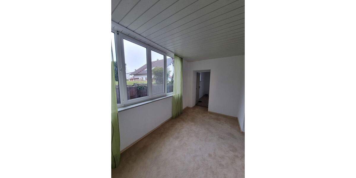 Etagenwohnung Burgrieden - 2 Zimmer, 68 m&sup2;, 199.000&euro; | Angebot:25755932