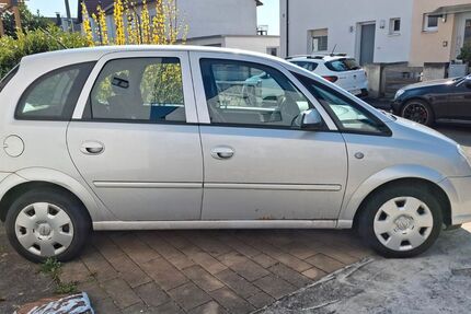 Opel Meriva 120.000 km 900 &euro; Neu-Ulm 89233