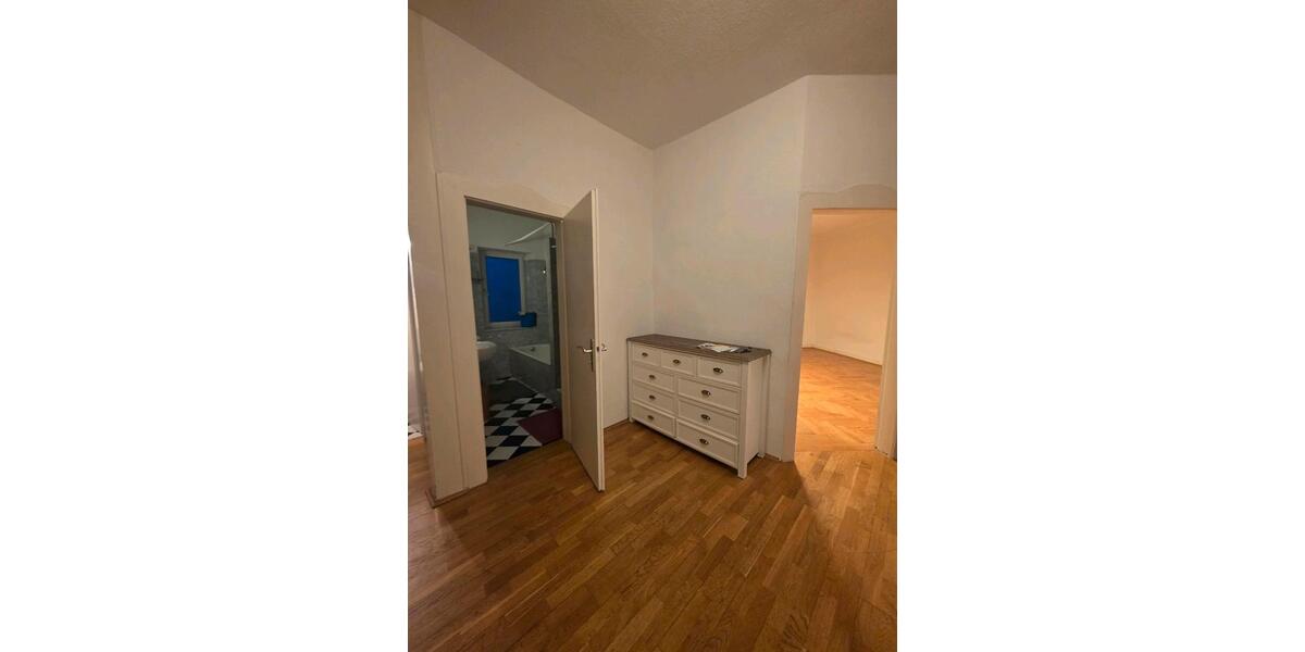 Etagenwohnung Ulm Söflingen - 5 Zimmer, 150 m&sup2;, 450&euro; | Angebot:25294011
