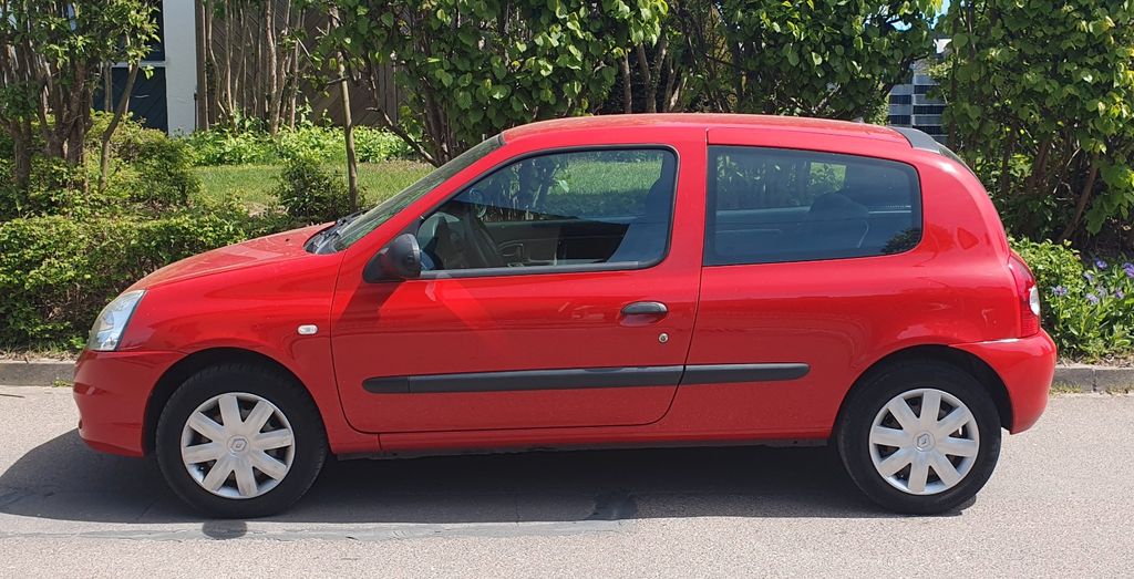 Renault Clio 175.000 km 850 &euro; Senden (Iller) 89250