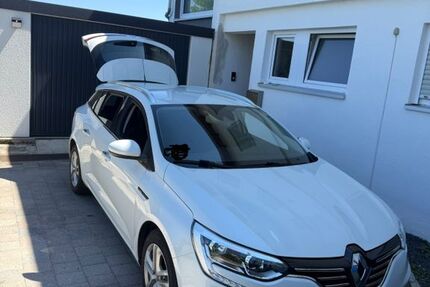Renault Megane 129.000 km 8.900 &euro; Staig 89195