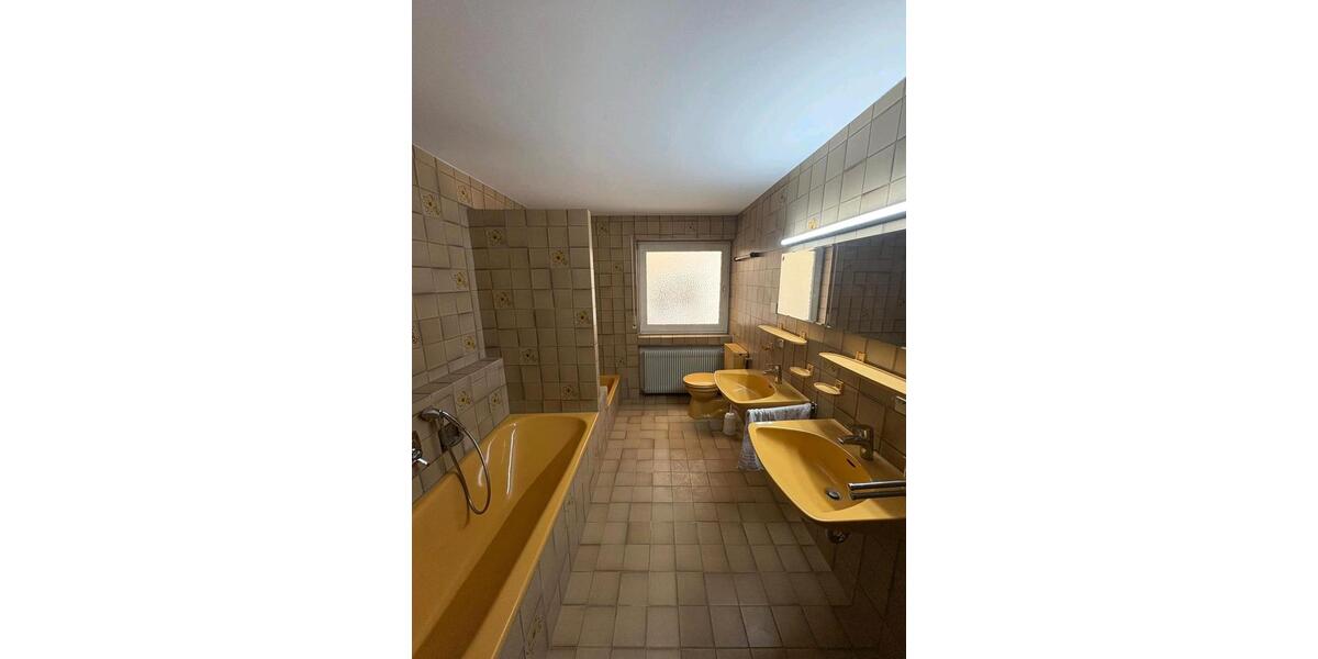 Einfamilienhaus Ulm Donautal - 10 Zimmer, 279 m&sup2;, 649.000&euro; | Angebot:25839634