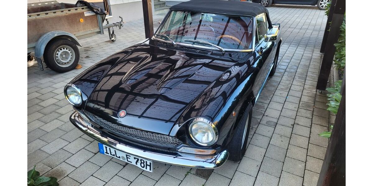 Fiat 124 Spider 86.290 km 11.500 &euro; Illertissen 89257