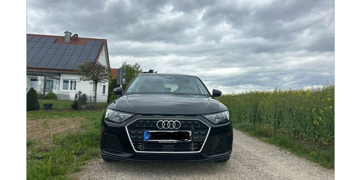 Audi A1 14.000 km 22.500 &euro; Ichenhausen 89335