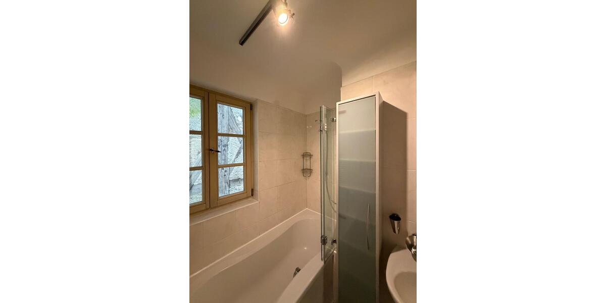 Etagenwohnung Günzburg - 2 Zimmer, 93 m&sup2;, 940&euro; | Angebot:25781710