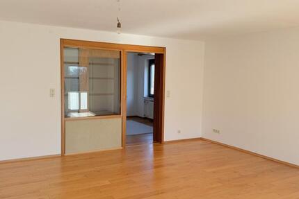 Wohnung Laupheim - 4 Zimmer, 90 m&sup2;, 980&euro; | Angebot:26249340