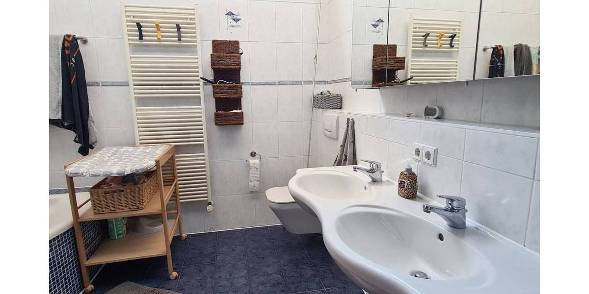 Einfamilienhaus Öpfingen - 5 Zimmer, 203 m&sup2;, 1.100.000&euro; | Angebot:25836861