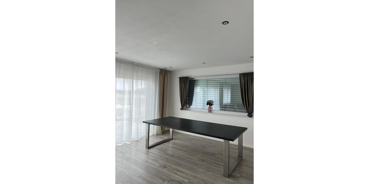 Einfamilienhaus Laupheim - 5 Zimmer, 172 m&sup2;, 950.000&euro; | Angebot:26013883