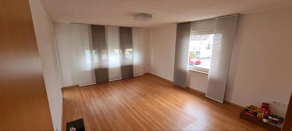 Etagenwohnung Ehingen (Donau) - 4 Zimmer, 82 m&sup2;, 900&euro; | Angebot:26534630