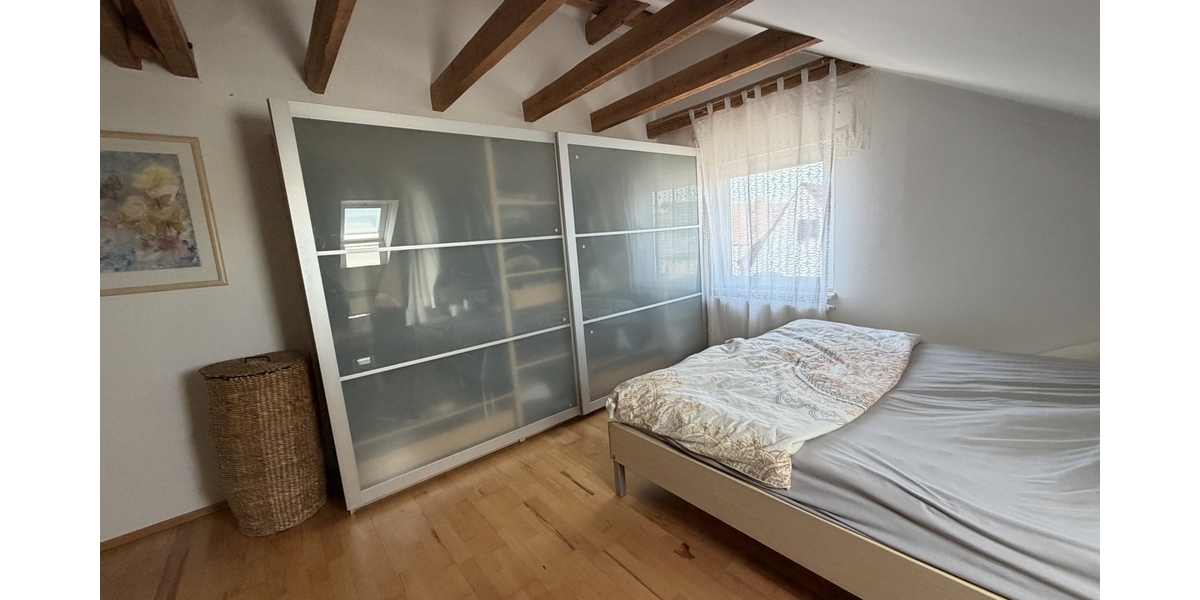 Wohnen mit Blick auf das Brenzer Schloss - Großzügige 4-Zimmer Wohnung mit Dachterrasse in Sontheim - Dachgeschoßwohnung Sontheim an der Brenz | Angebot:27097054