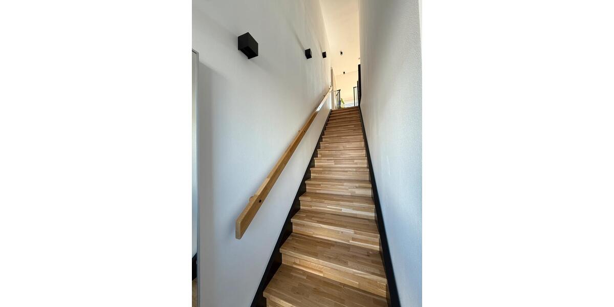 Einfamilienhaus Ballendorf - 7 Zimmer, 254 m&sup2;, 680.000&euro; | Angebot:26277891