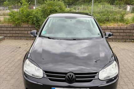 VW Golf 175.000 km 2.580 &euro; Geislingen 73312