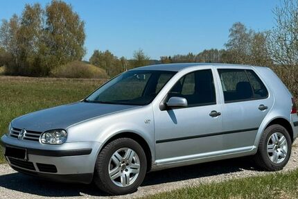 VW Golf 270.000 km 2.100 &euro; Neu-Ulm 89233