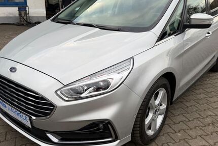 Ford Galaxy 99.990 km 24.490 &euro; Pfaffenhofen 89284