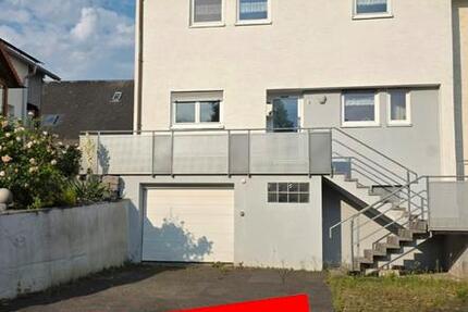 Haus Laupheim - 7 Zimmer, 155 m&sup2;, 375.000&euro; | Angebot:27251005
