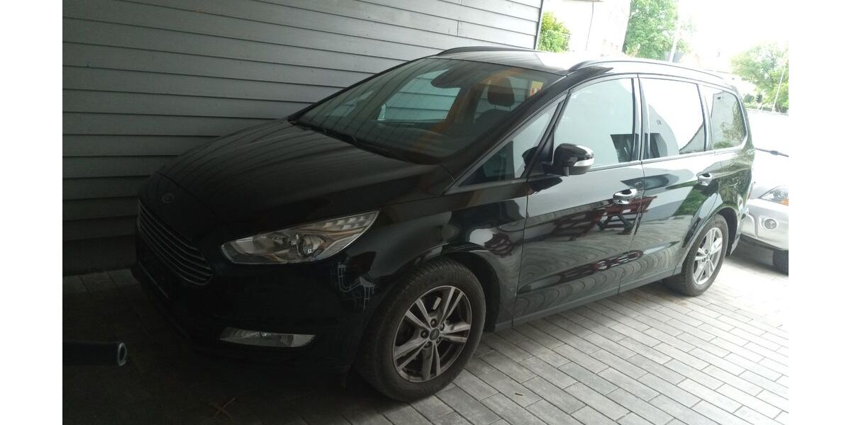 Ford Galaxy 49.300 km 18.900 &euro; Neu-Ulm 89233