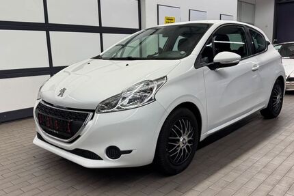 Peugeot 208 107.000 km 3.499 &euro; Weißenhorn 89264