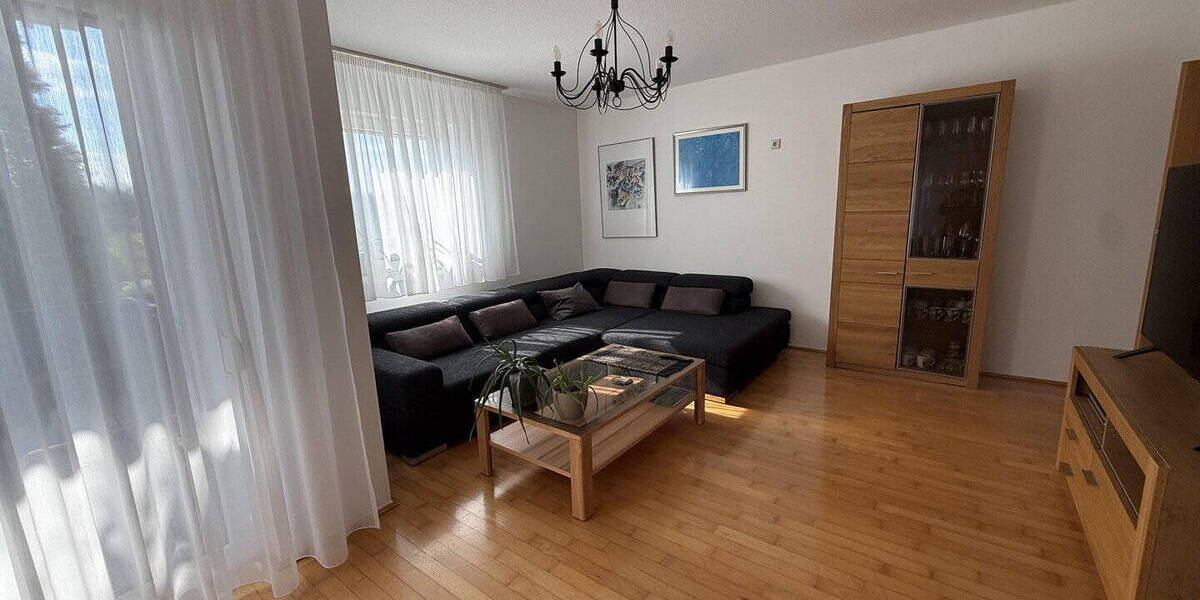 Etagenwohnung Illertissen - 4 Zimmer, 94 m&sup2;, 298.000&euro; | Angebot:26203903