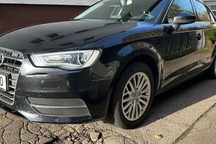 Audi A3 155.000 km 9.490 &euro; Neu-Ulm (Pfuhl) 89233