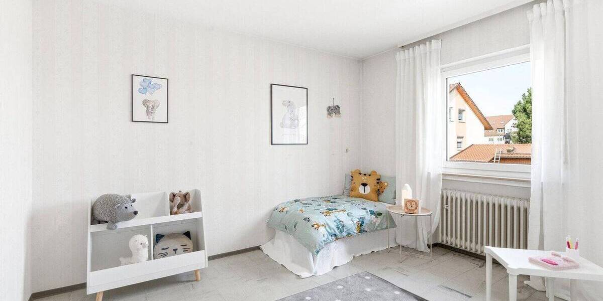 Reihenmittelhaus Neu-Ulm Pfuhl - 6 Zimmer, 130 m&sup2;, 419.900&euro; | Angebot:26221039