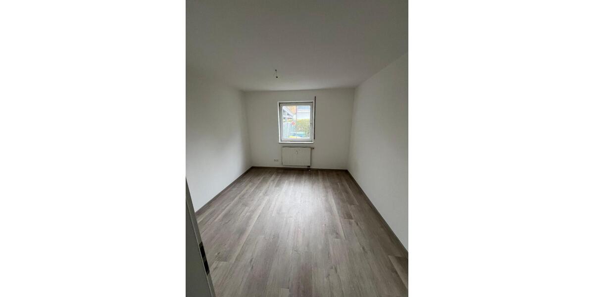 Erdgeschoßwohnung Illertissen - 3 Zimmer, 80 m&sup2;, 359.000&euro; | Angebot:26234724