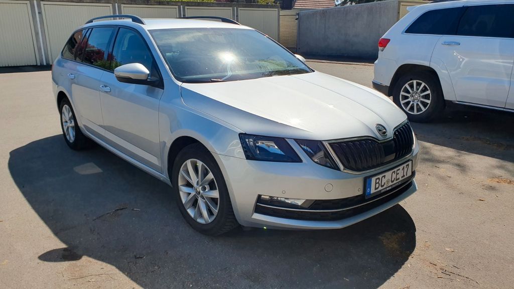 Skoda Octavia 198.000 km 10.900 &euro; Laupheim 88471