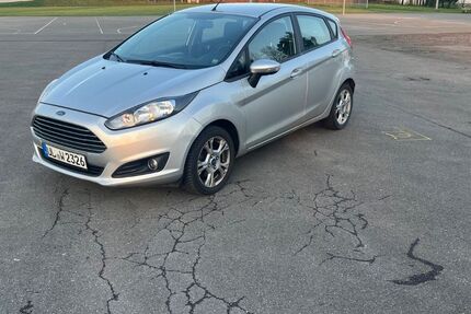 Ford Fiesta 90.000 km 6.200 &euro; Ehingen 89584