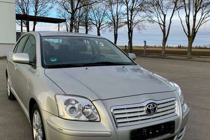 Toyota Avensis 56.000 km 4.700 &euro; Nersingen 89278