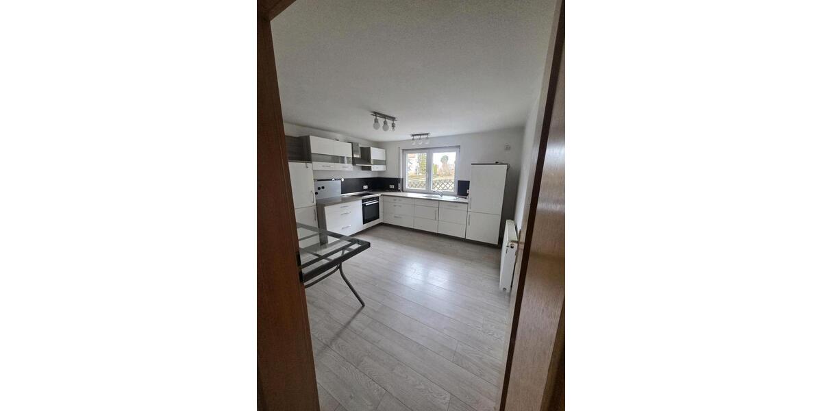 Erdgeschoßwohnung Schwendi - 3 Zimmer, 74 m&sup2;, 900&euro; | Angebot:25300806