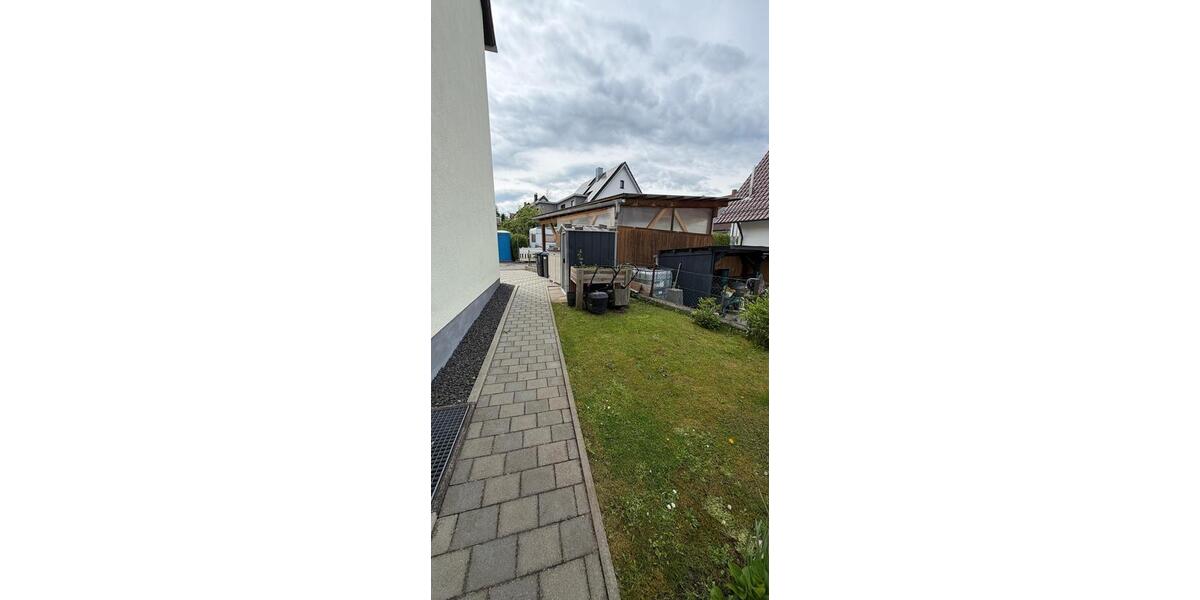 Etagenwohnung Schnürpflingen - 4 Zimmer, 100 m&sup2;, 290.000&euro; | Angebot:26957514