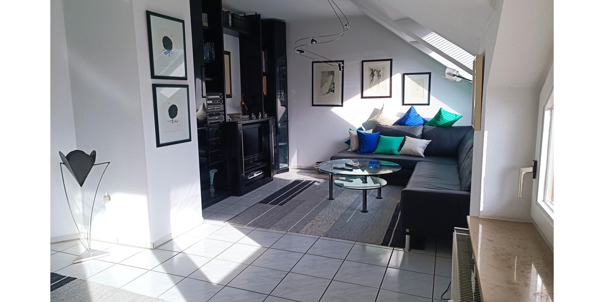 Schöne 3-Zimmer-Dachgeschosswohnung mit zwei Garagen in Senden-Aufheim - 3- Senden Aufheim | Angebot:25391917