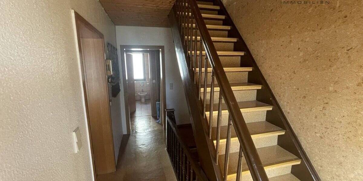 Doppelhaushälfte Geislingen an der Steige Geislingen - 6 Zimmer, 161 m&sup2;, 229.000&euro; | Angebot:25744354