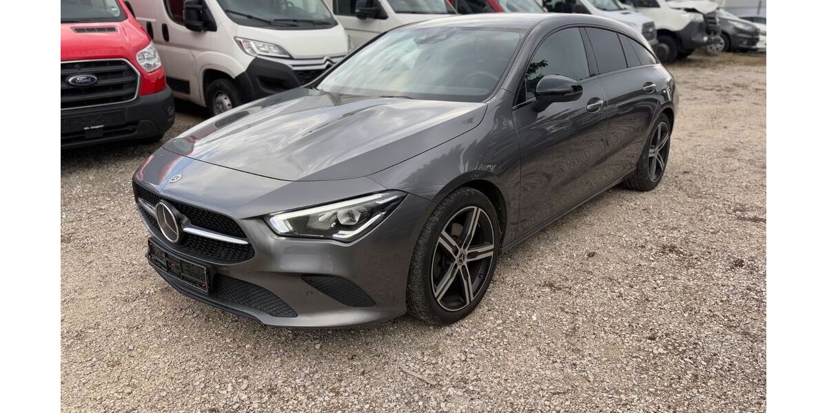 Mercedes-Benz CLA 200 Shooting Brake 156.000 km 18.990 &euro; Ulm-Jungingen 89081