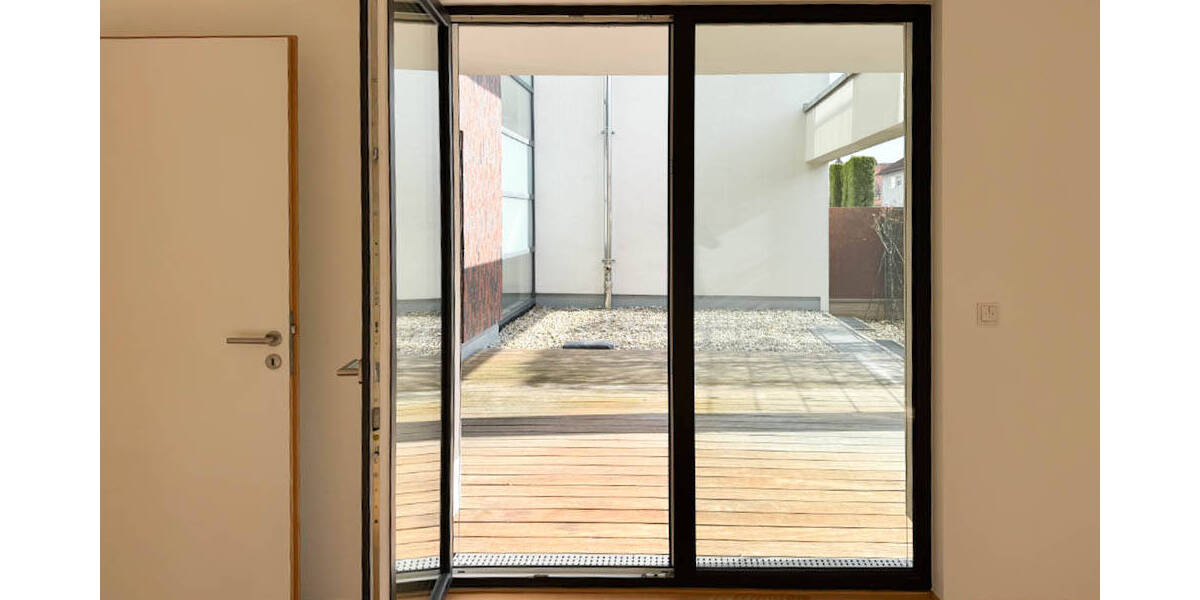 Etagenwohnung Neu-Ulm Ludwigsfeld - 3 Zimmer, 115 m&sup2;, 1.575&euro; | Angebot:26142407