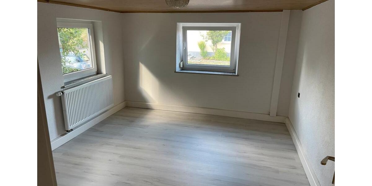 Einfamilienhaus Pfaffenhofen an der Roth - 4 Zimmer, 97 m&sup2;, 1.300&euro; | Angebot:25654870