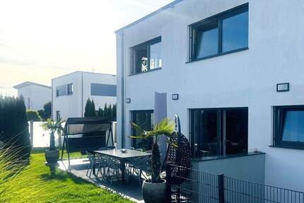 Haus Laupheim - 8 Zimmer, 255 m&sup2;, 1.199.000&euro; | Angebot:25693602