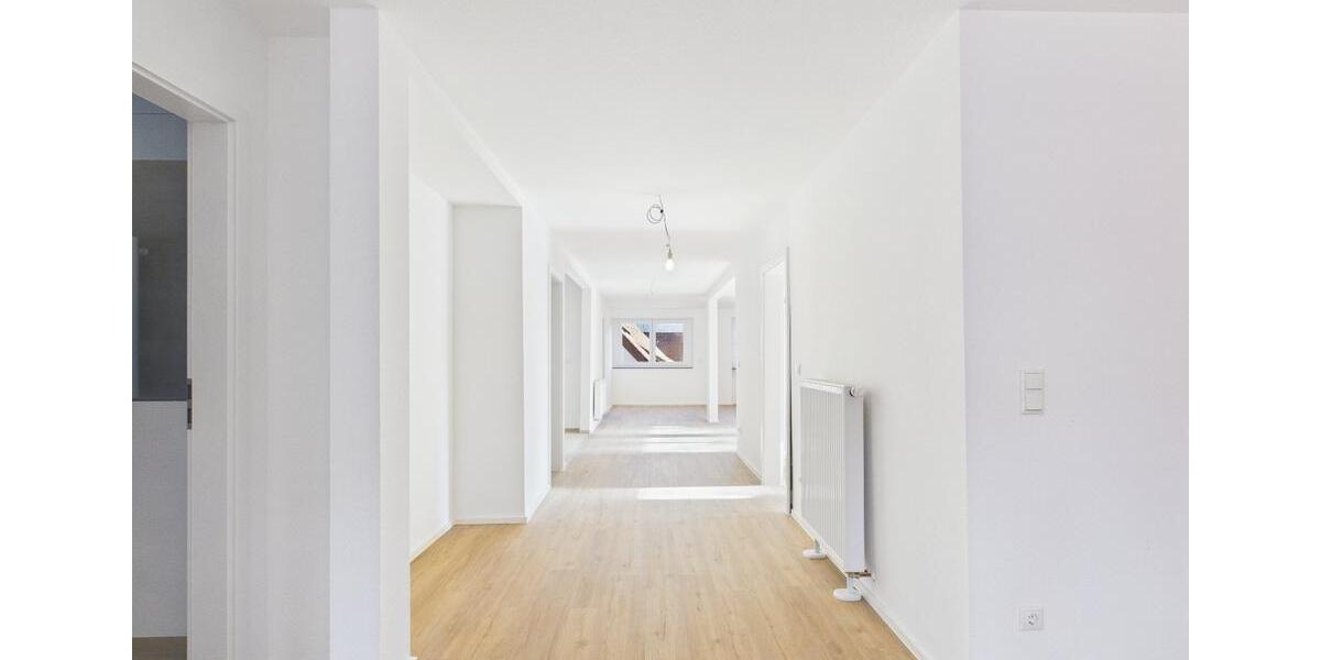 Etagenwohnung Blaubeuren - 5 Zimmer, 194 m&sup2;, 1.900&euro; | Angebot:25291577