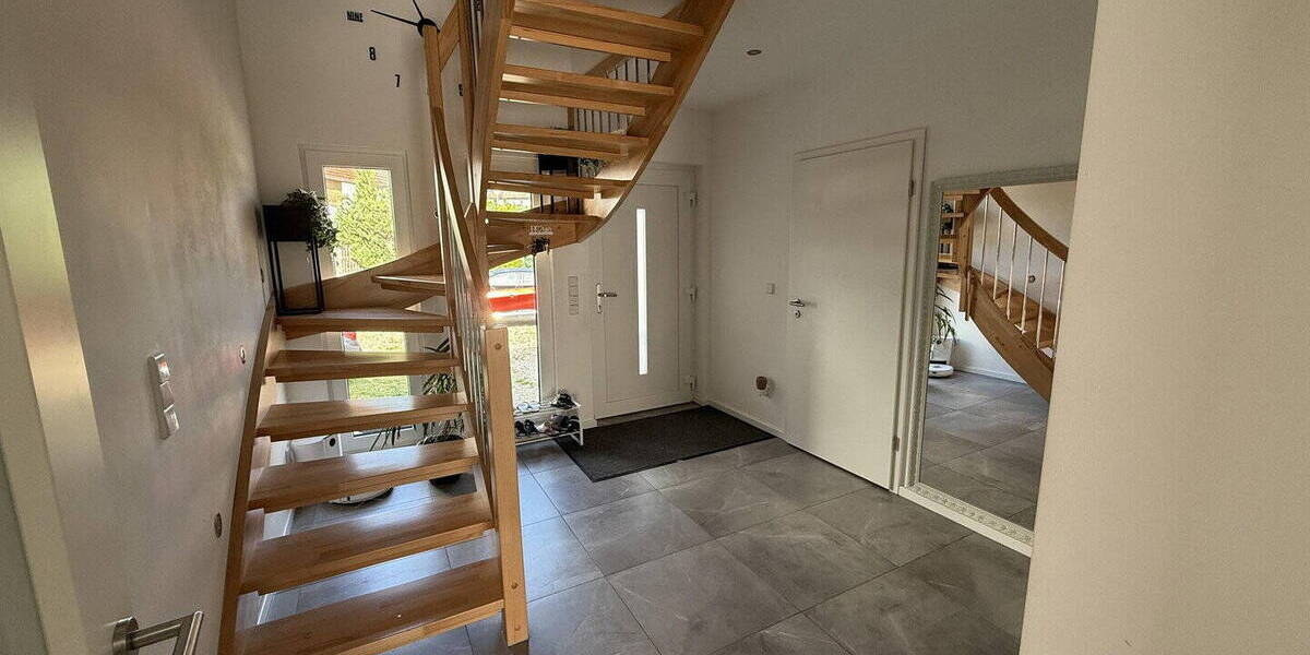 Einfamilienhaus Illertissen Tiefenbach - 6 Zimmer, 150 m&sup2;, 629.000&euro; | Angebot:26188303