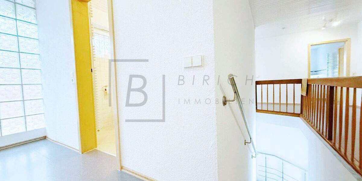 Mehrfamilienhaus, Wohnhaus Schelklingen - 6 Zimmer, 275 m&sup2;, 688.000&euro; | Angebot:25691191