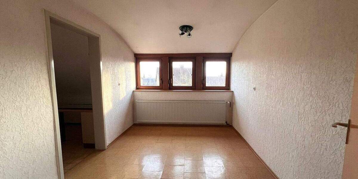 Mehrfamilienhaus, Wohnhaus Asselfingen - 8 Zimmer, 187 m&sup2;, 450.000&euro; | Angebot:25747329